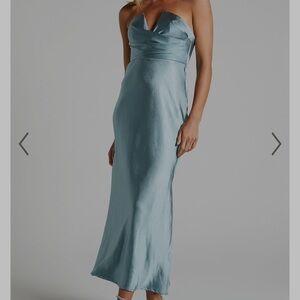 Chic Strapless Satin Dress in Light Blue